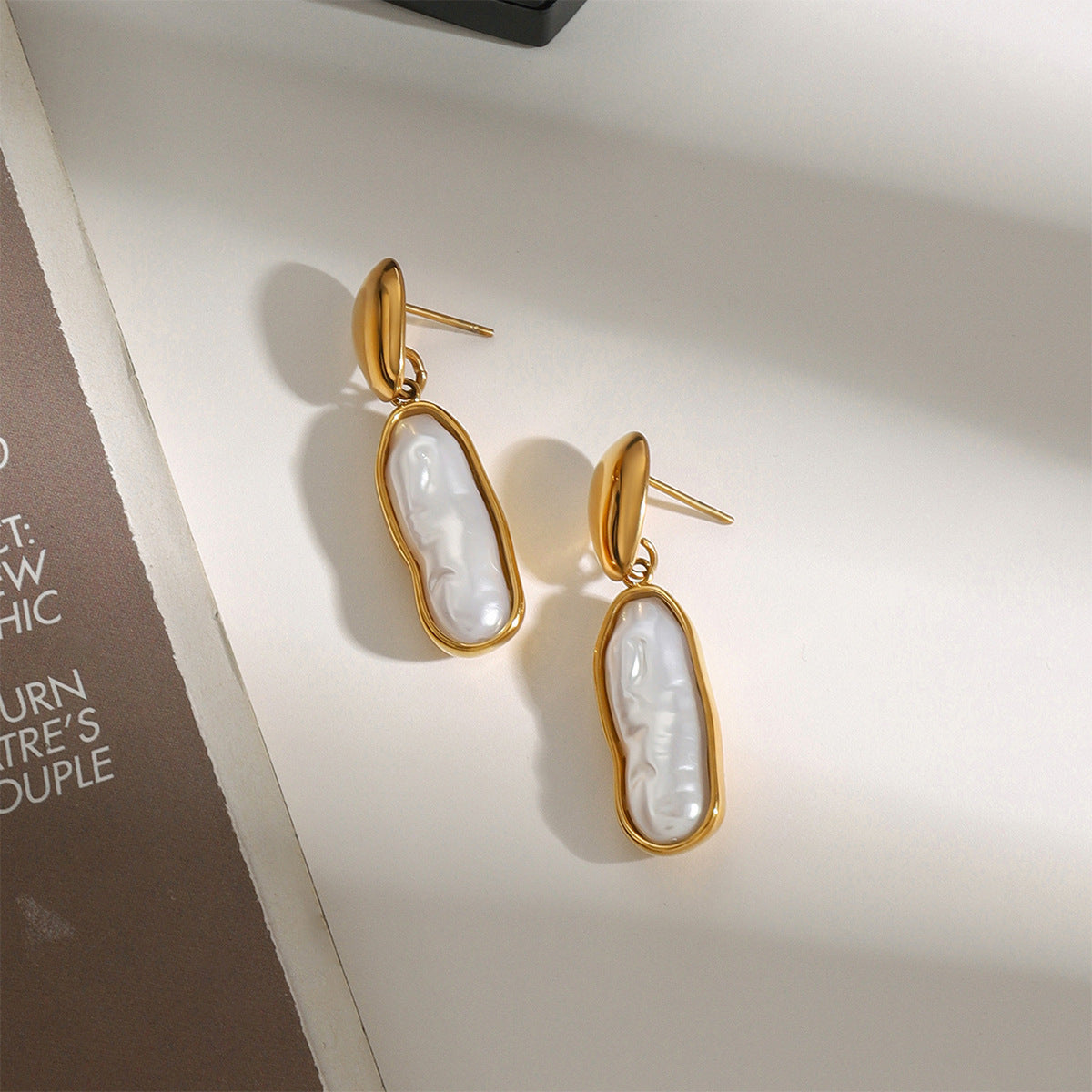 Titanium Steel Pearl Stud Earrings Light Luxury High Sense Ornament - Norellé