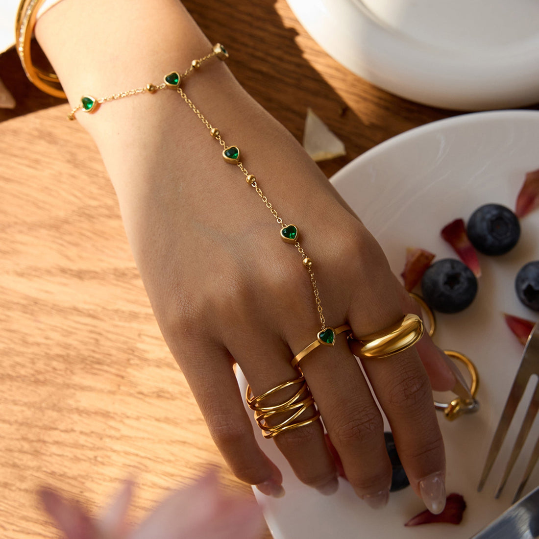 Stainless Steel Mitten-type Bracelet Female Special-interest Design - Norellé