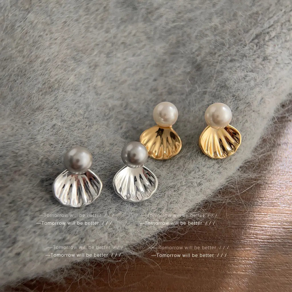 Light Luxury Shell Simple Temperament Pearl Earrings - Norellé