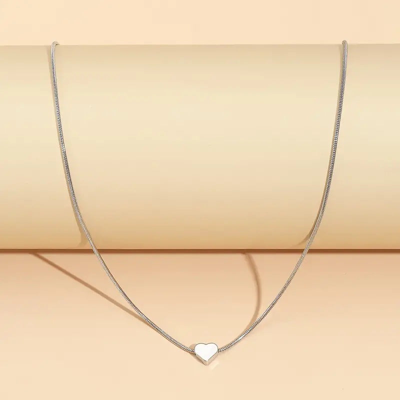 Fashion Snake Bones Chain Love Pendant Necklace - Norellé