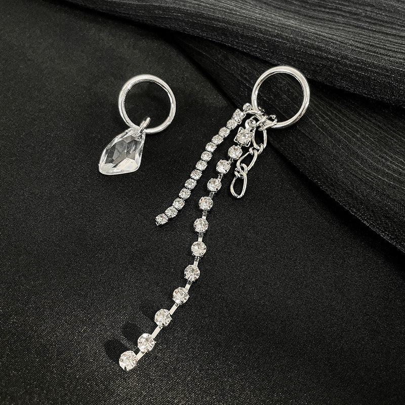 Simple Retro Asymmetric Tassel Shiny Diamond Ear Studs - Norellé