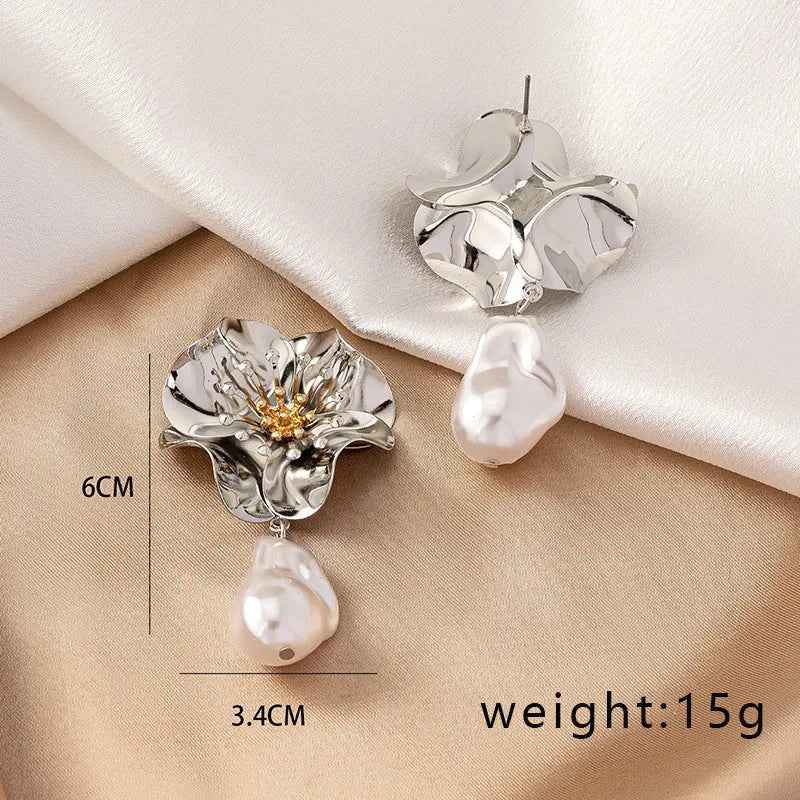 Ins Style Temperament Shaped Pearl Flower Earrings - Norellé