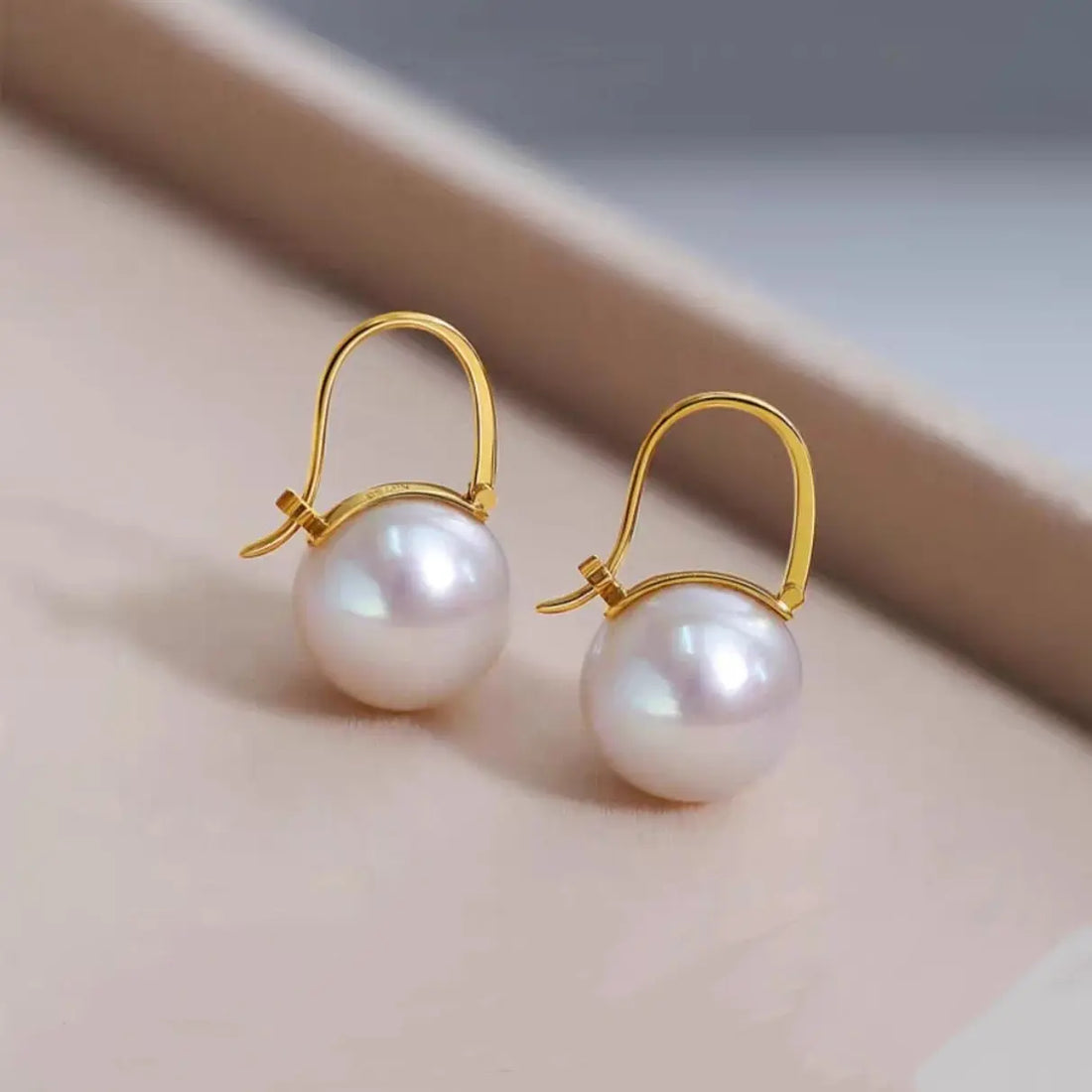 Copper Plated Gold Ancient Hong Kong Style Earrings - Norellé