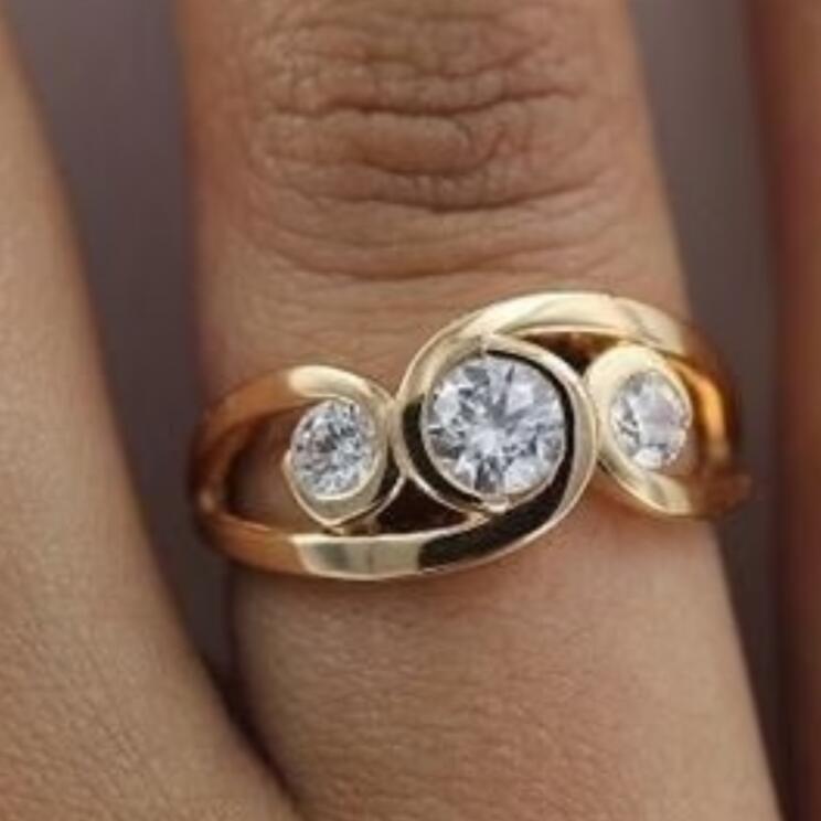 Gold Inlaid Zircon Fashion Geometry Pattern Vintage Ring - Norellé