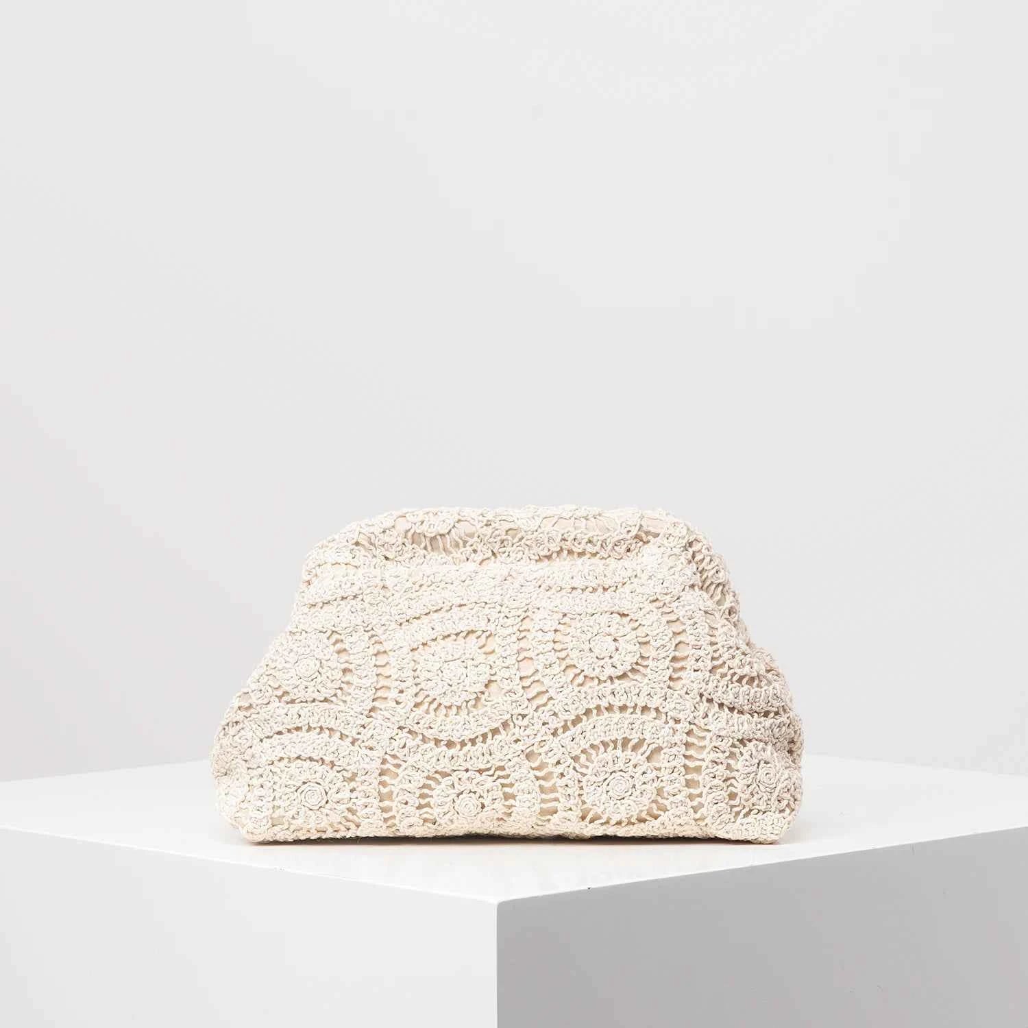 Pattern Hollow Woven Bag