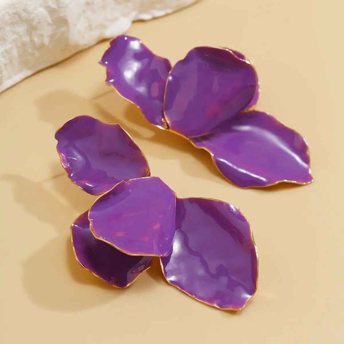 Gradient Petals Dripping Oil Exaggerated Earrings - Norellé