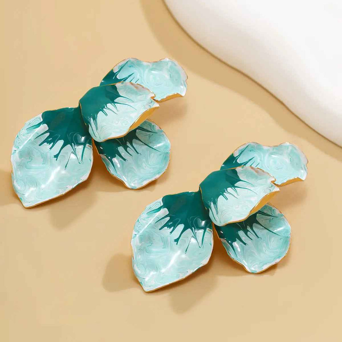 Gradient Petals Dripping Oil Exaggerated Earrings - Norellé